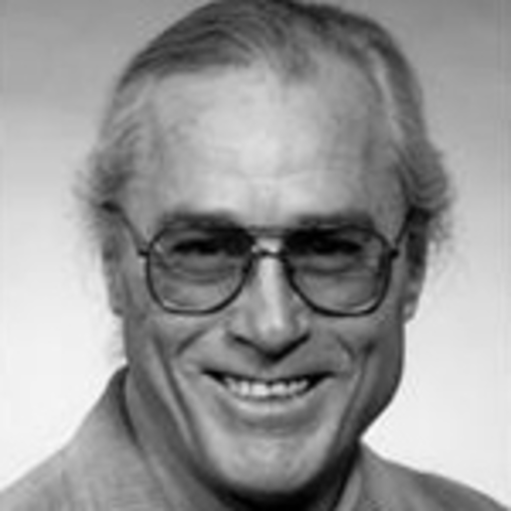 Denis Oliver, Portrait