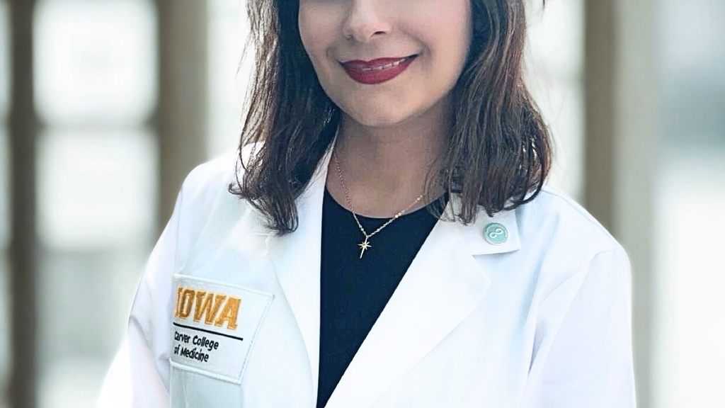 Portrait of Shirin Khosravi